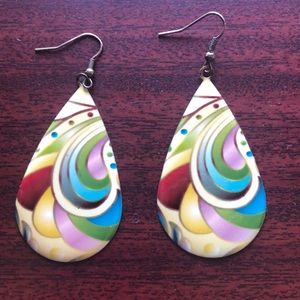 Hippy earrings! Psychodelic pattern! Colorful!